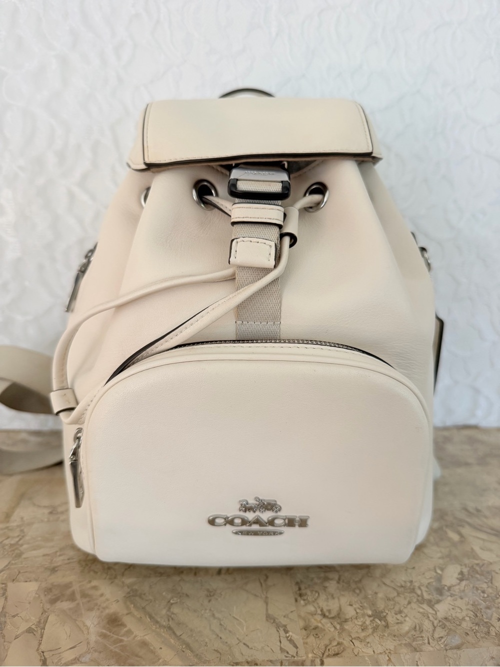 COACH Pace Backpack CR100 White cream Neutral Cream Leather Backpack  Daypack - Picture 2 of 10